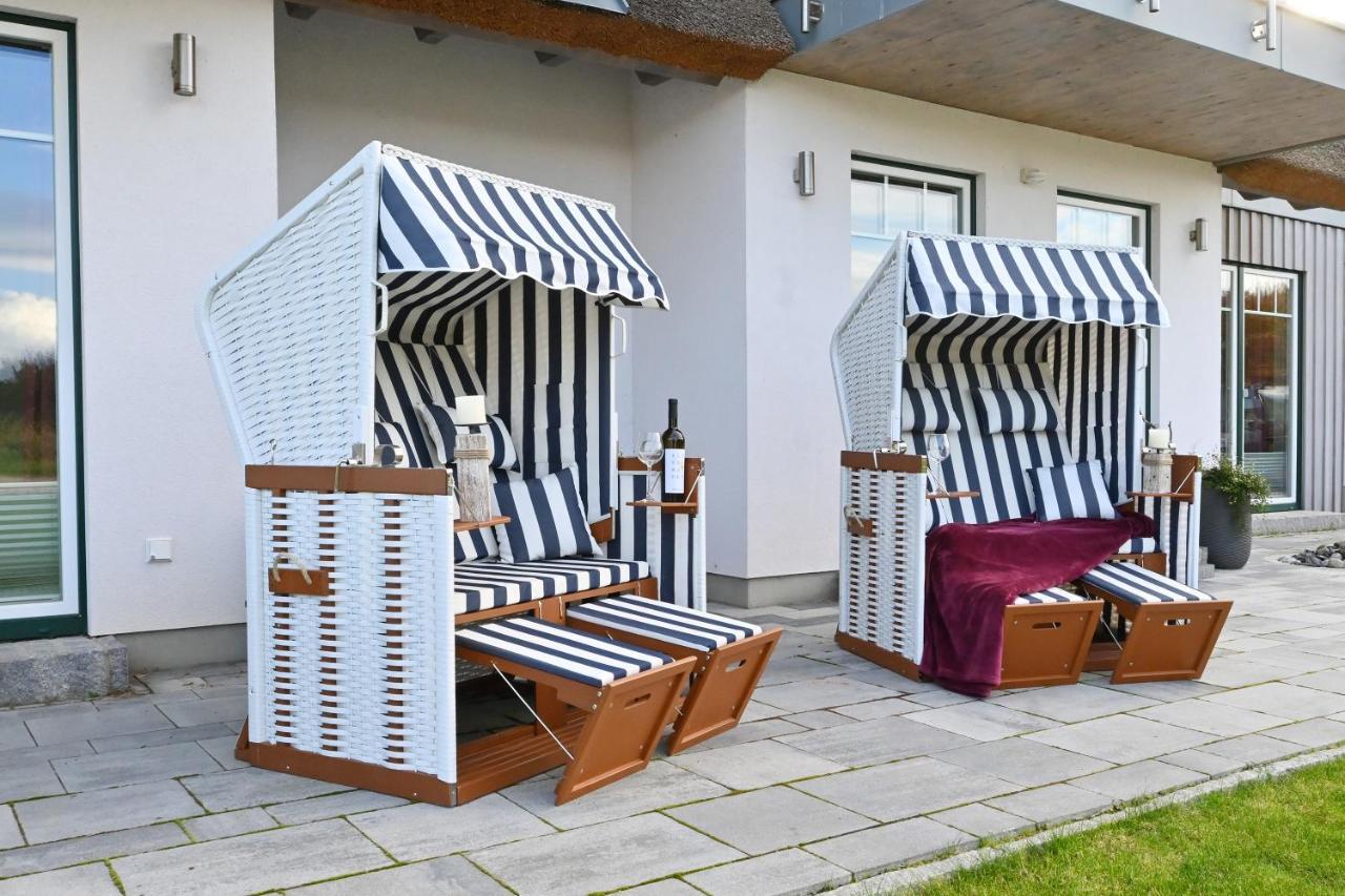 Reethaus "Meeresrauschen" Fuer 4 Personen Kaept'N Jan Glowe Exterior foto